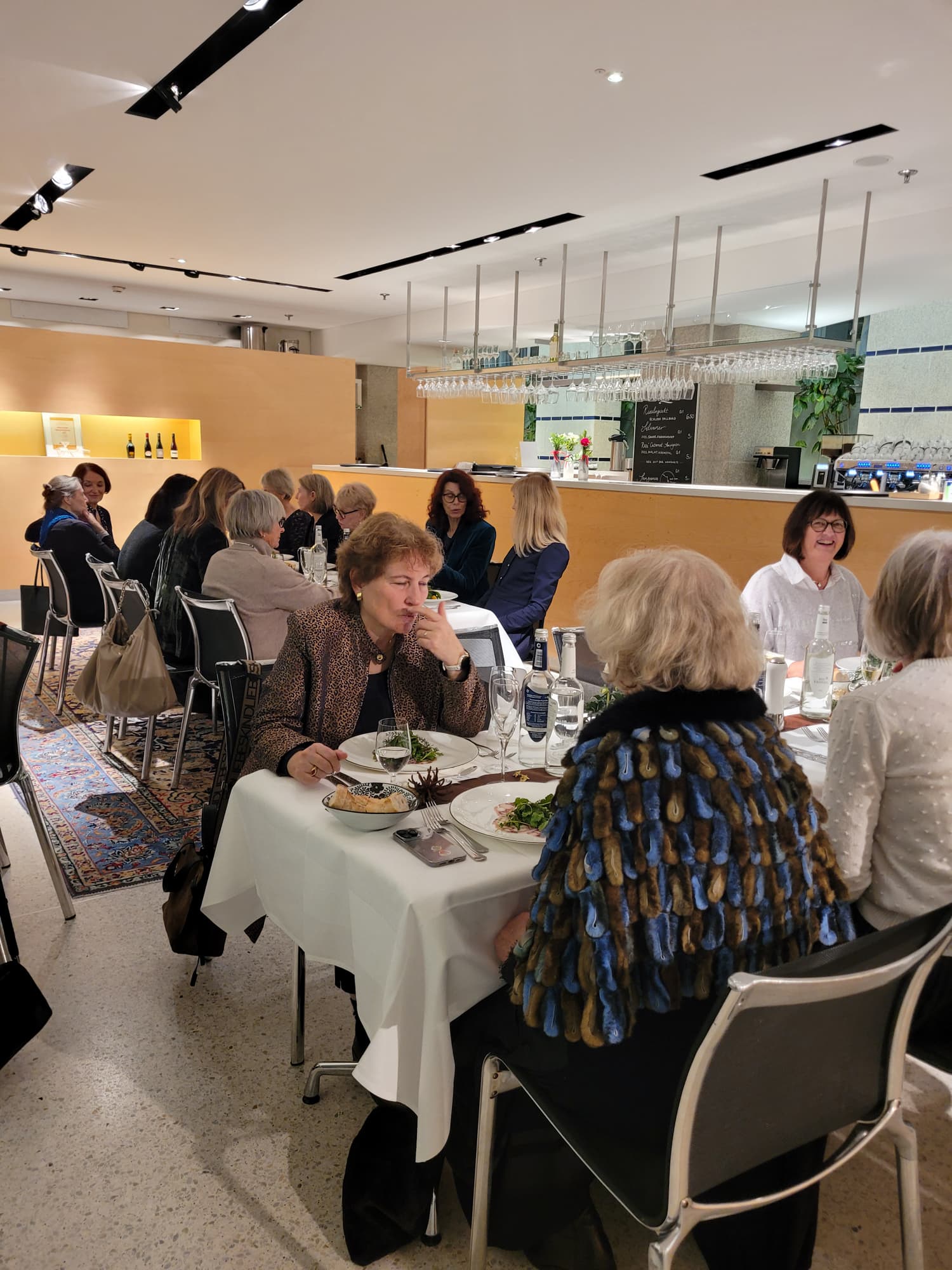 Weihnachtsmeeting im Café Arte