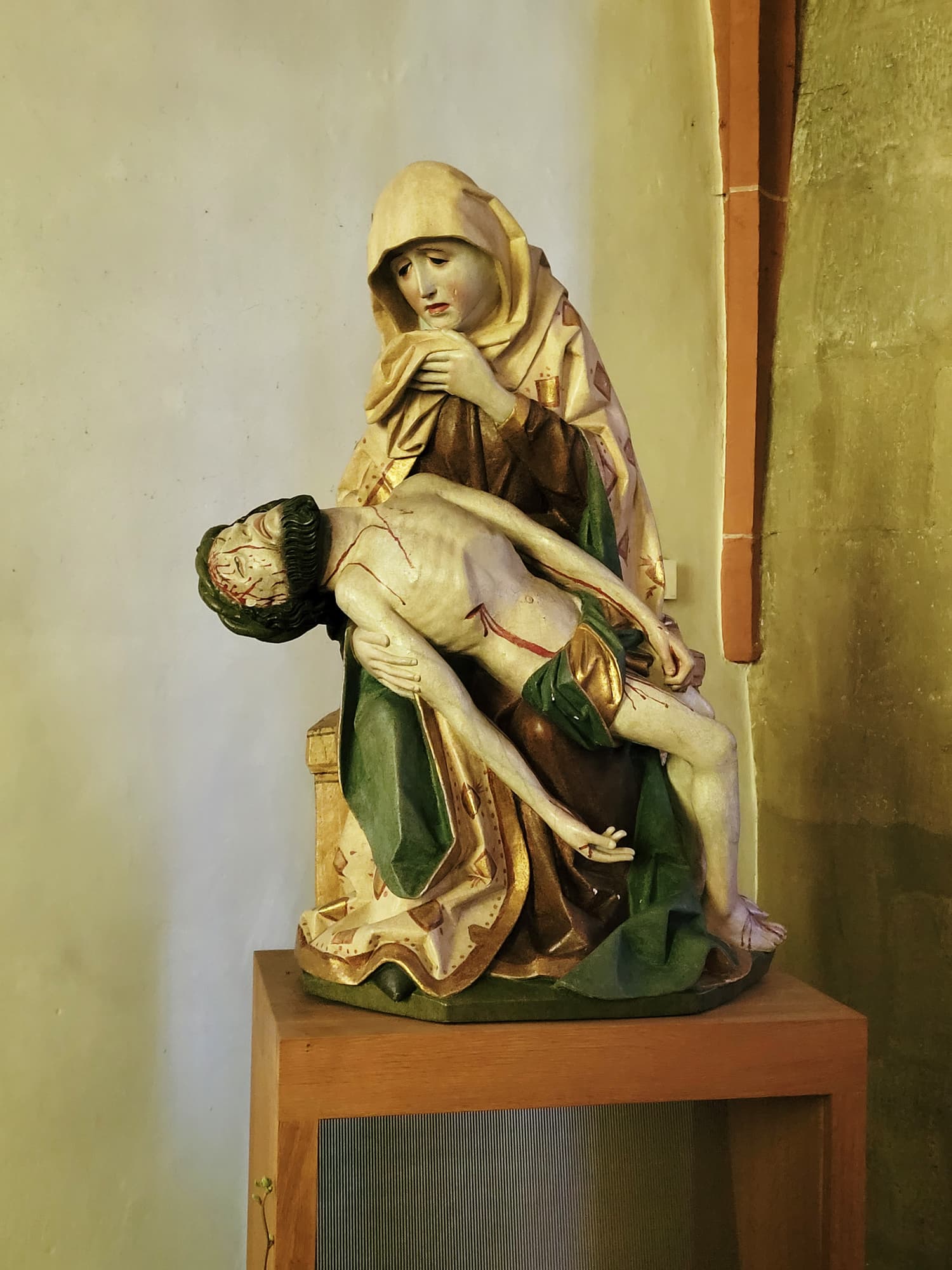 Die Erfurter Madonna gilt als Meisterwerk der mitteldeutschen Bildhauerkunst.