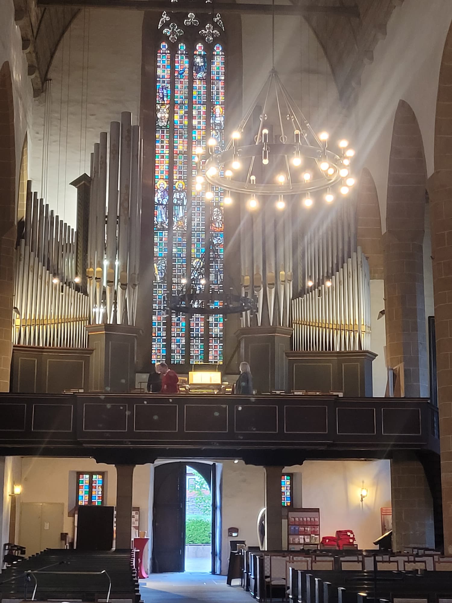 Die Augustinerkirche, verglichen mit anderen Bettelordenskirchen von Erfurt, ist die älteste und die am frühesten vollendete Kirche.