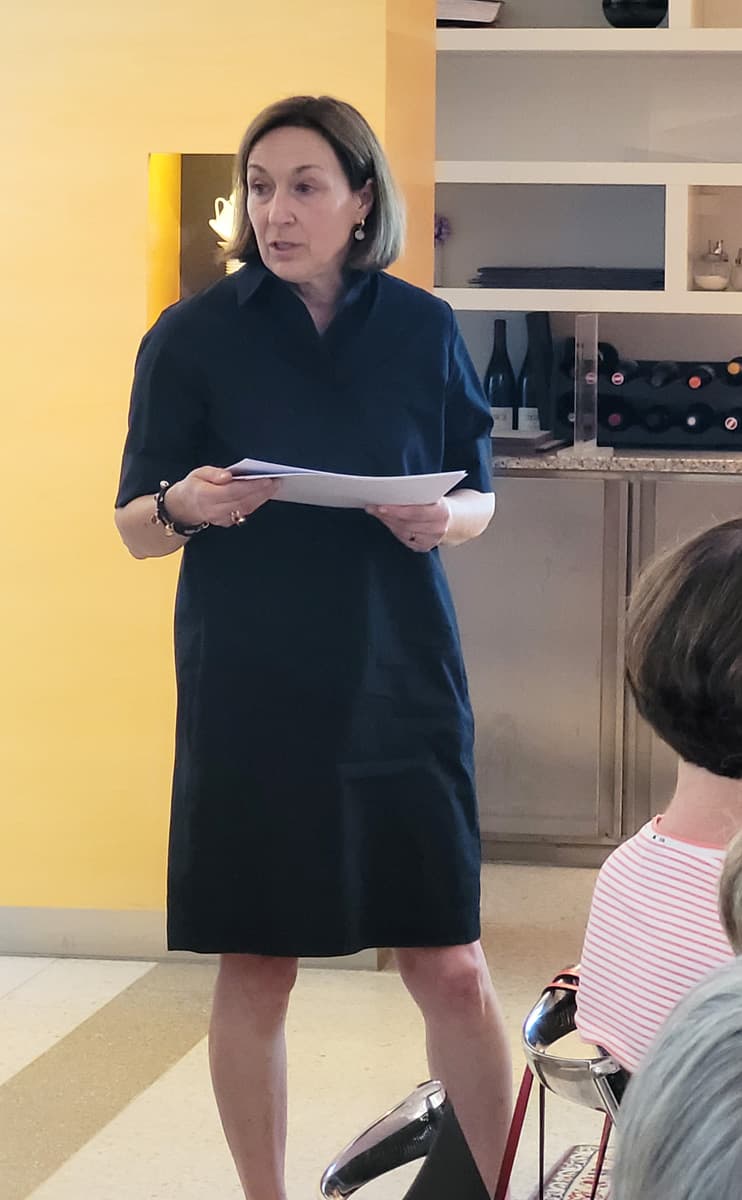 Frau Dr. Sylvia Schreiner