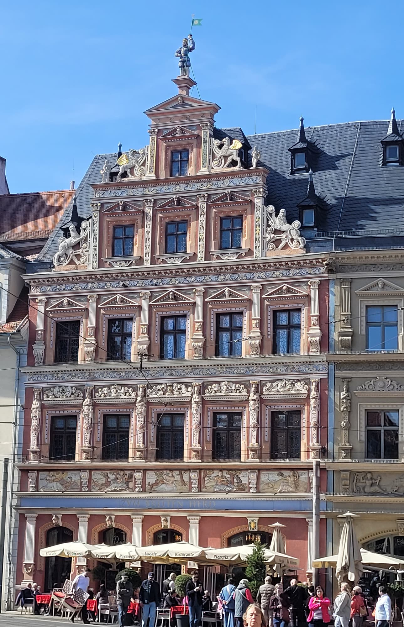 prachtvolle Bürgerhäuser am Fischmarkt