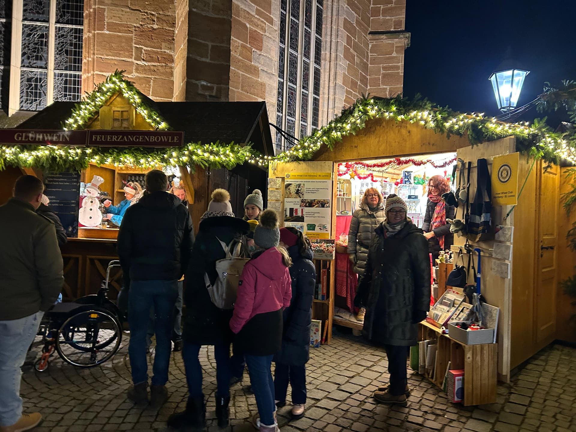 abendliche Stimmung auf dem Weihnachtsmarkt